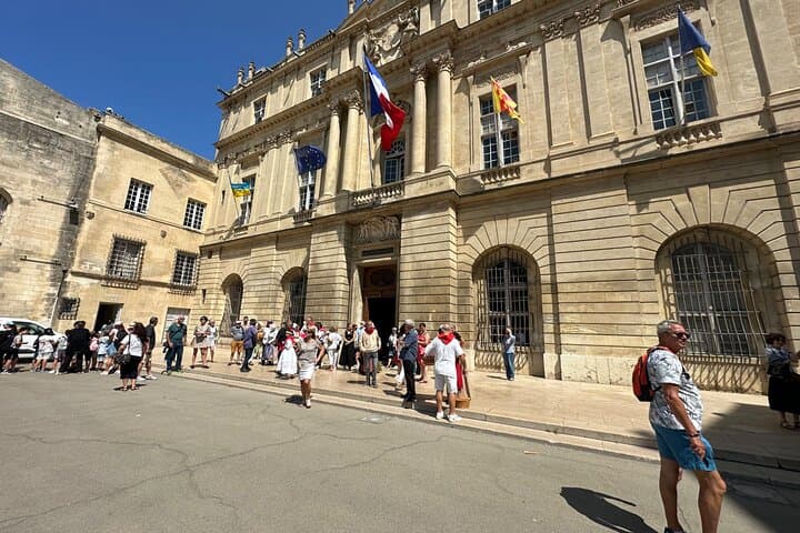 Marseille Shore Excursion: Private Day Trip to Arles, Les Baux de Provence and Saint Remy de Provence