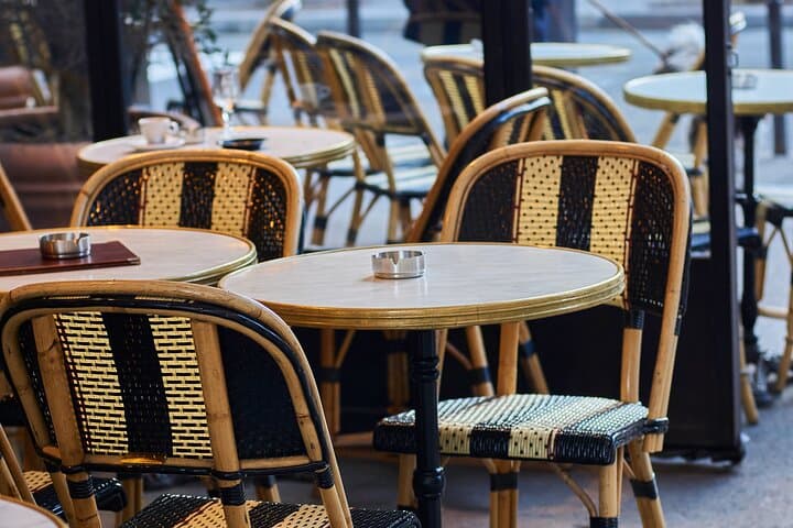 -Kids friendly- Eat, play, love Montmartre: 3H Walking Food Tour