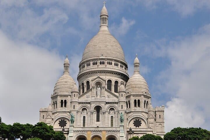 Paris Walking Tour Notre Dame & Ile de la Cité With A Guide