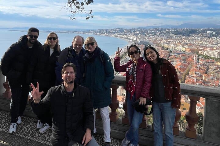 Private Tour of the Old Town and Castle Hill in Nice