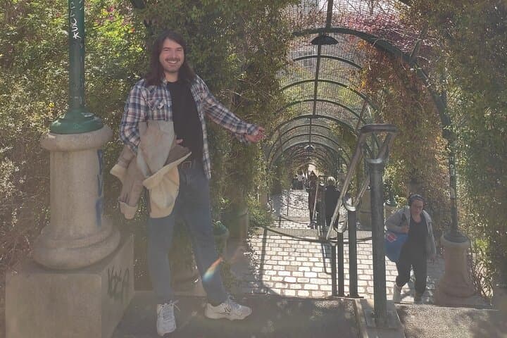 Exploring Belleville, Parisian Culture&Creativity in Motion
