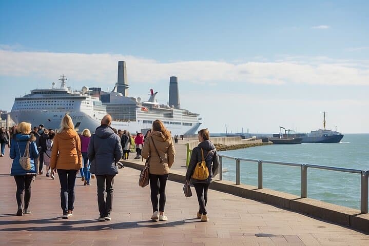 Private day trip from Paris to Le Havre, English speaking driver