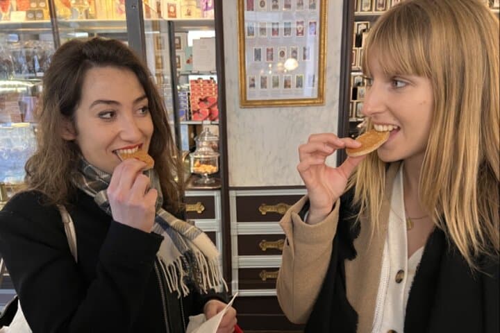 Marais Gourmet Food Tour – Artisanal Paris Experience & Market