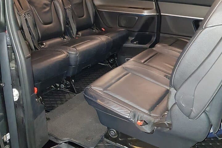 We can transport up to 8 people