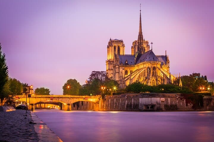 Notre Dame Private and Semi-Private Guided Tour