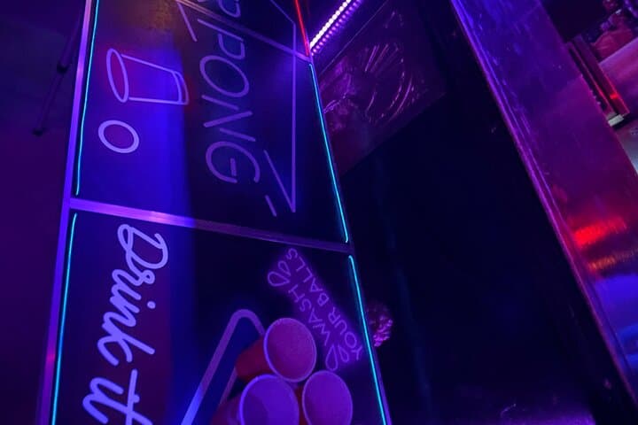 Pub Crawl Nice : Drink, Laugh, Meet the World