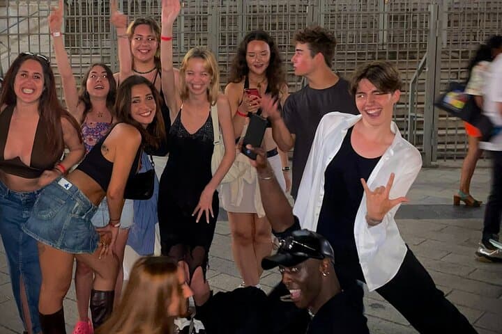 Pub Crawl Nice : Drink, Laugh, Meet the World