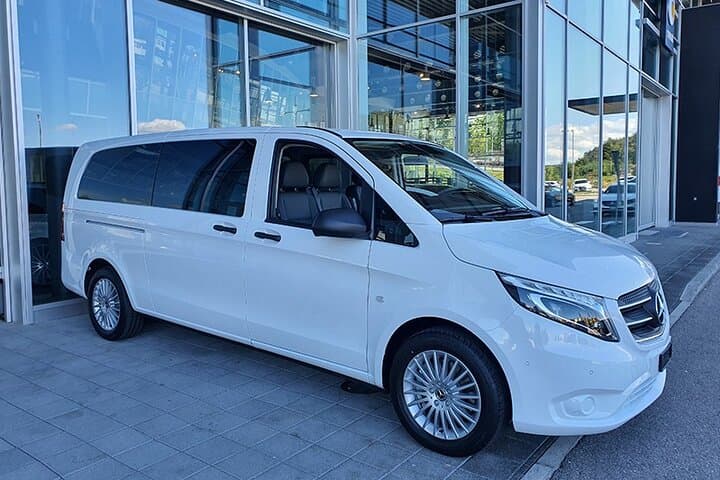 Private transfer from Chamonix, France to Geneva Airport