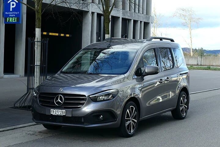Private transfer from Chamonix, France to Geneva Airport
