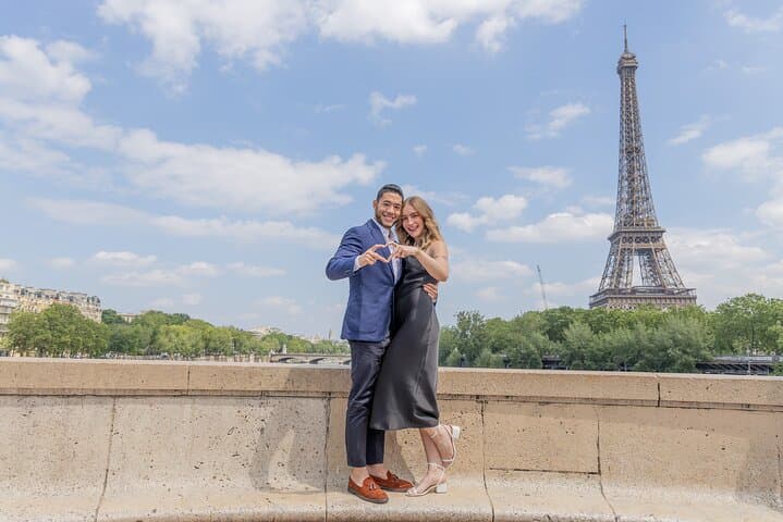 Eiffel and La Seine Photo Shoot - Paris Photographer