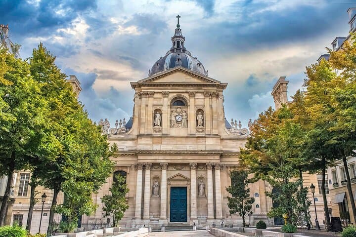Latin Quarter, Paris Walking Tour with Audioguide
