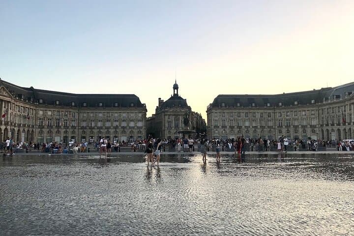 Private Guided Tour of Bordeaux with a Local Guide