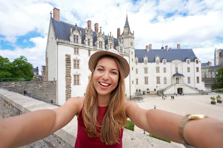 Kid-Friendly Nantes City Wonders Private Guided Tour for Families