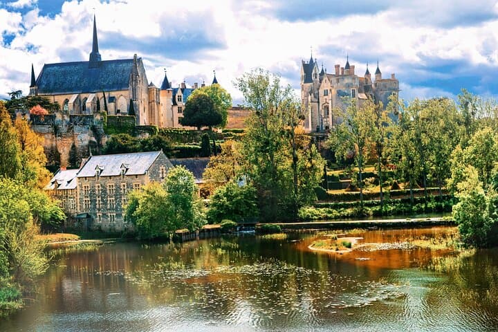 3-Day Private 7 Loire Castles and 2 Wine Tastings from Paris