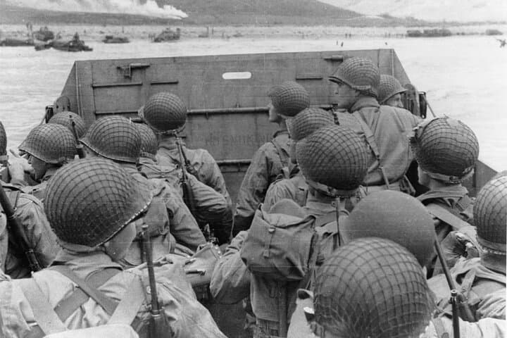Private I Paris to Normandy D-Day Tour: Utah, Omaha & Cemetery.