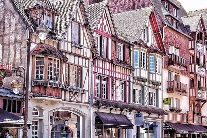 3-Day Mont Saint-Michel, Normandy, Brittany and Loire from Paris