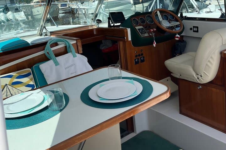 Private Luxury Boat Tour on a Day Cruiser – Nice/Monaco