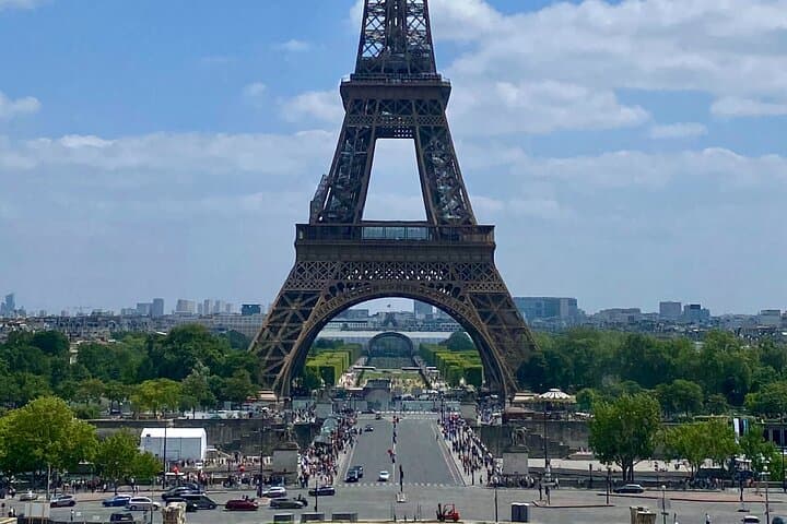 Private Tour: Eiffel 1st & 2nd Floor PreBooked Lift Ticket