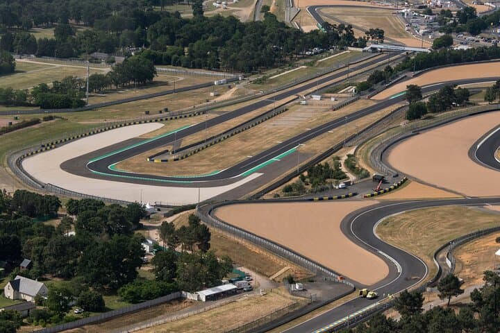 Private Sightseeing Flight above 24Hours of Le Mans track
