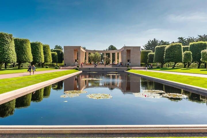 Private Day Tour to D-Day Beaches and American Cemetery in Paris