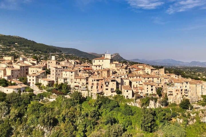 From Cannes, Provencal Escape from Villages to Villages