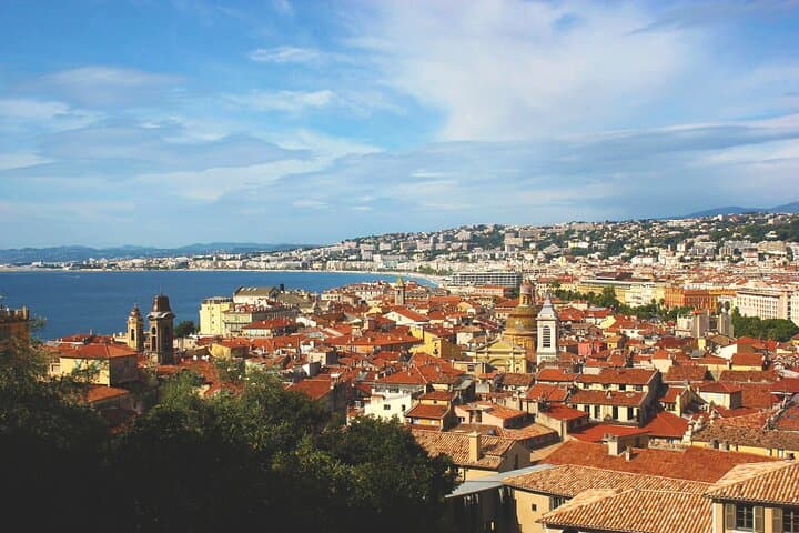 Theatrical Walking Tour of Nice