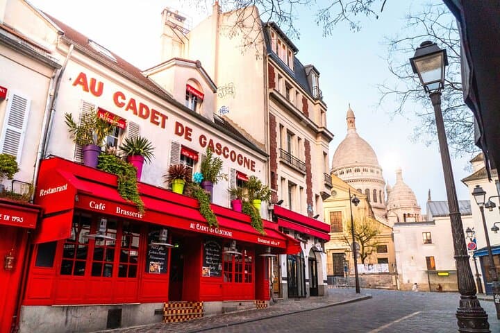 Bohemian Art and the History of Montmartre Tour