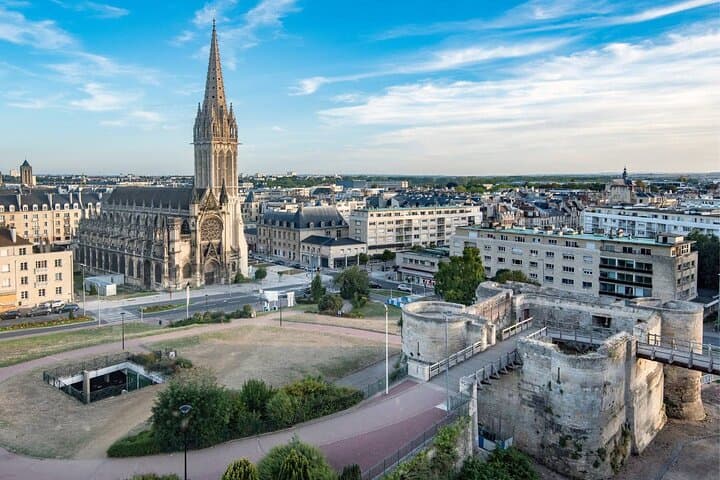 Private Tour to Discover the Treasures of Caen