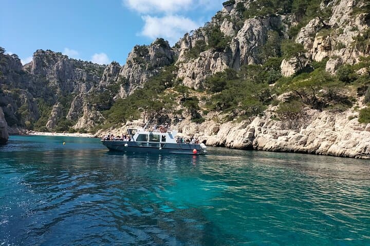 Half Day in Cassis : Calanques Boat Ride, Local Appetizers & Wine