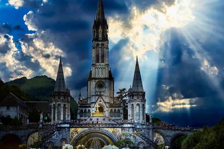 Biarritz: Exclusive Day to Lourdes !