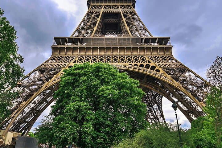 Illumination Tour of Paris