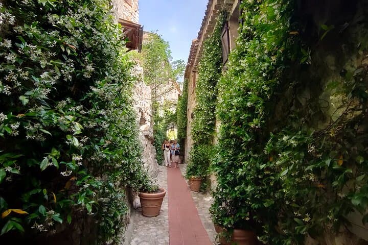 Streets of Eze