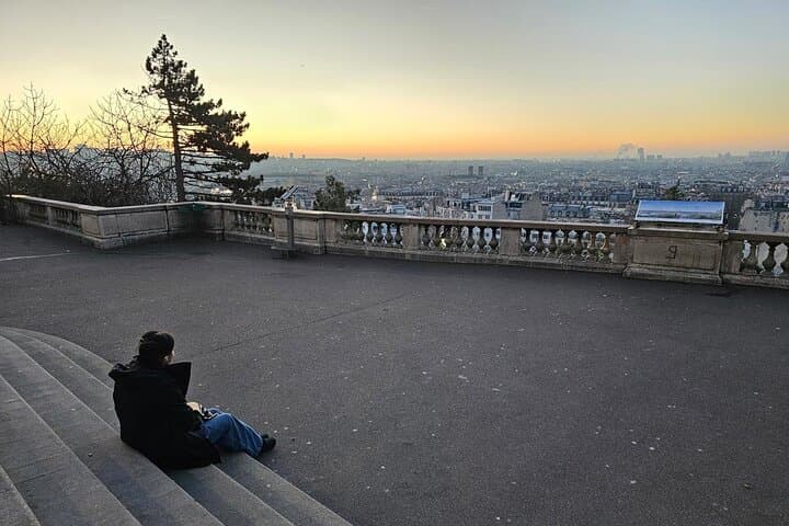 Montmartre Sunrise Tour Before the Crowds