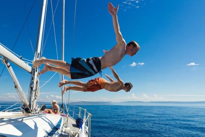 Sailboat ride towards the islands of lerins of Cannes