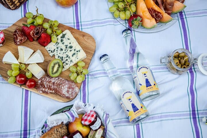 Parisian Romantic Picnic