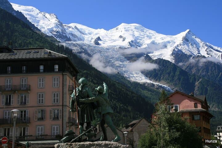 Discovery of Chamonix with French aperitif