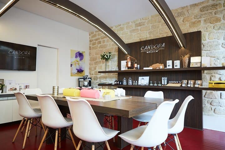 The House Candora
1 rue du Pont Louis Philippe 75004 Paris