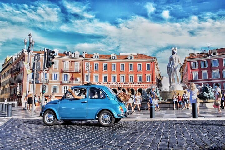 Place Massena, Fontaine du Soleil, Nice, France.