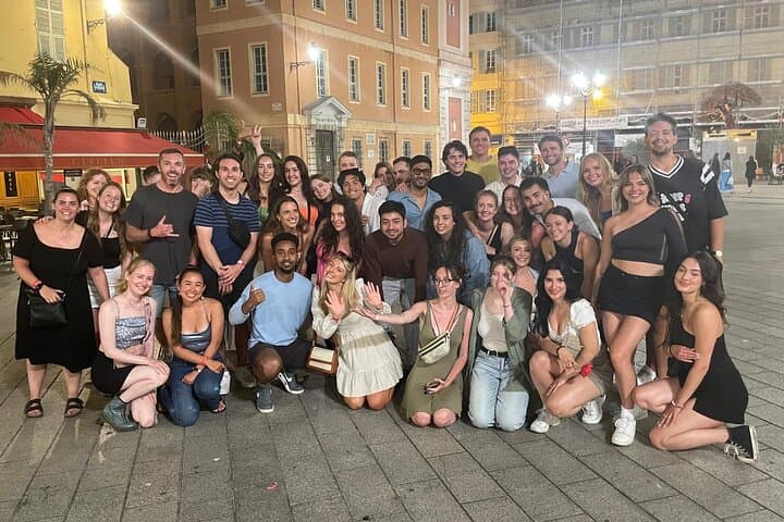 Pub Crawl Bordeaux : Drink, Laugh, Meet the World