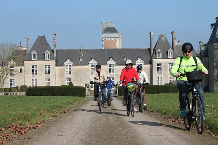 Backroads to Omaha: D-Day E-Bike & Cemetery Private Tour