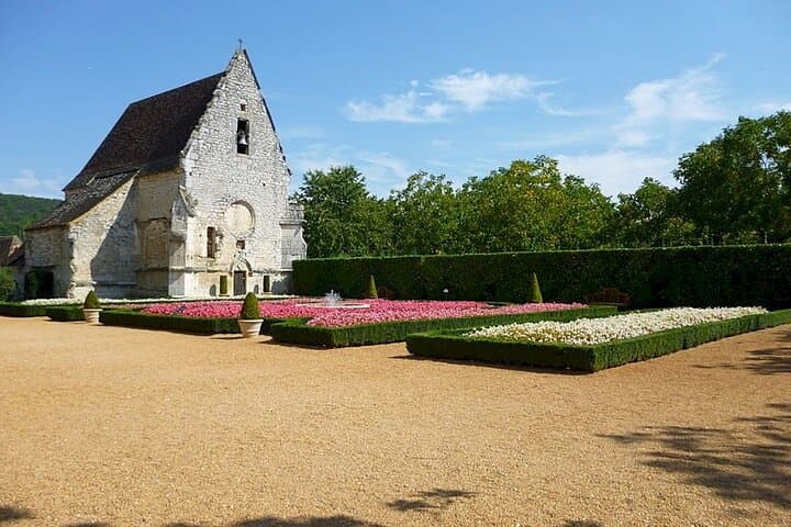Full Day Dordogne Castles and Gardens Private Tour