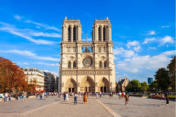 Paris Half Day Tour & Cruise, Private Guide & Louvre Entrance