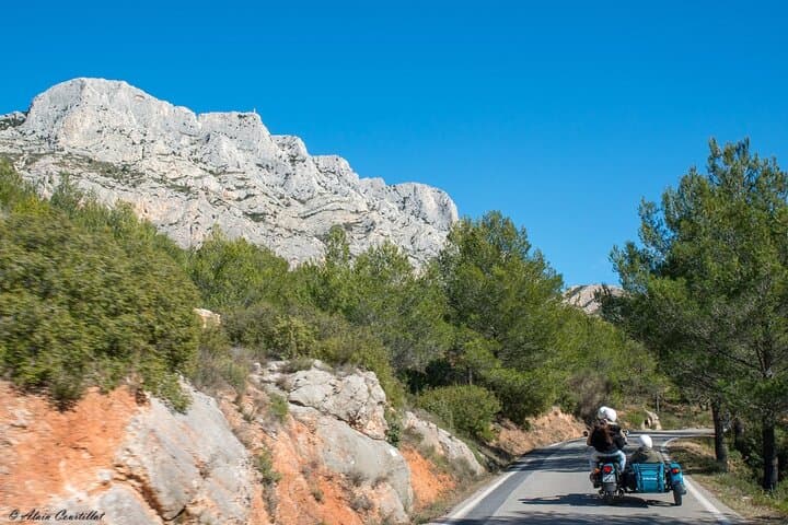 From Aix-en-Provence : Half-day Sidecar Wine Tour