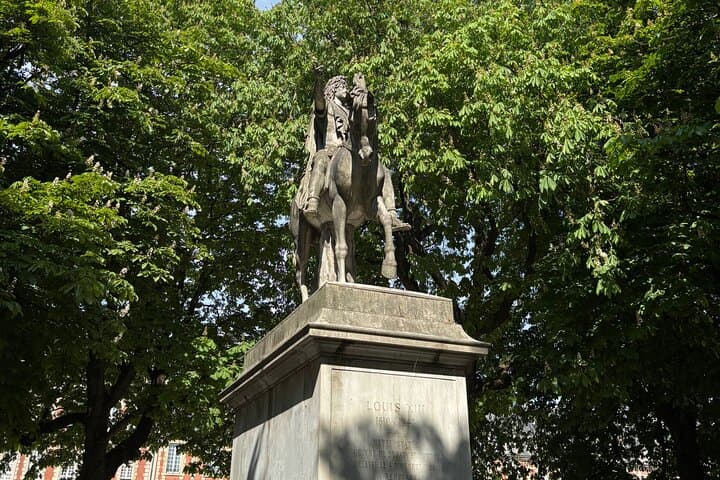 Statue de Louis XIII