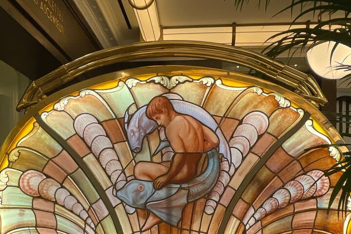 Cafe de Paris