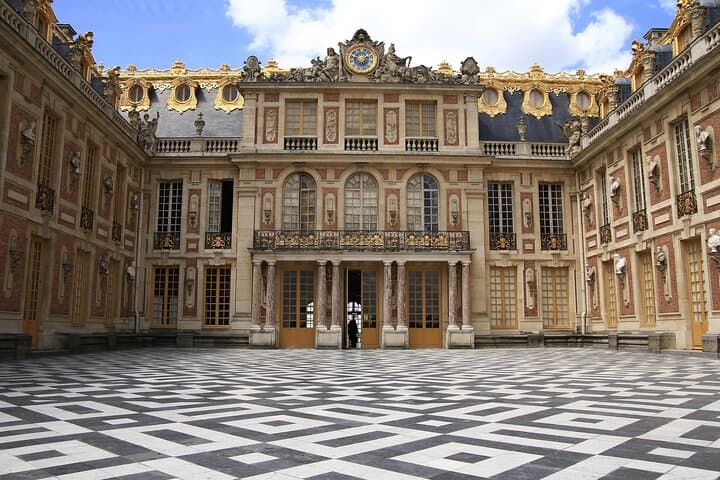 Versailles - Trianon Estate & Marie-Antoinette’s Hamlet