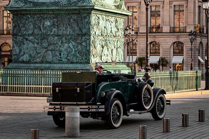 Paris Fashion Walking Tour