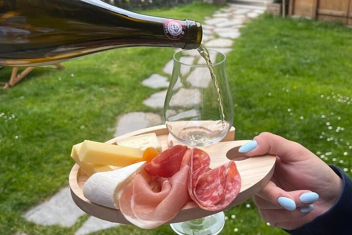 Discovery of Chamonix with French aperitif