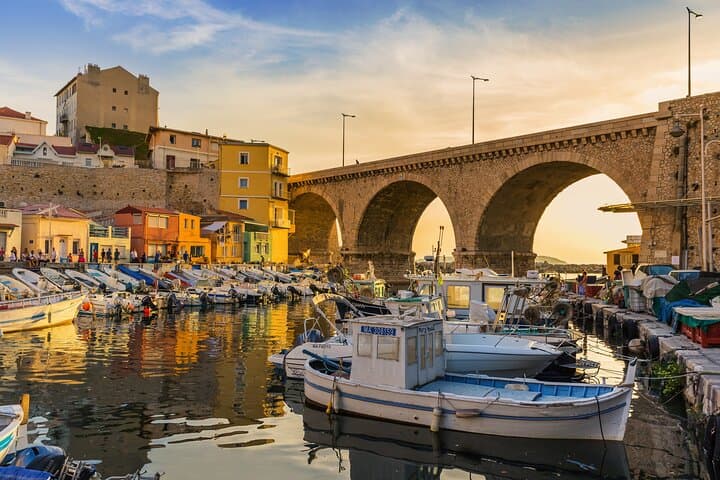 Private direct transfer: Nice>Marseille, English speaking driver