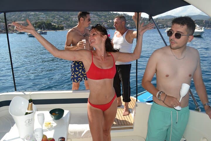 Private boat trip the islands of canes mandelieu